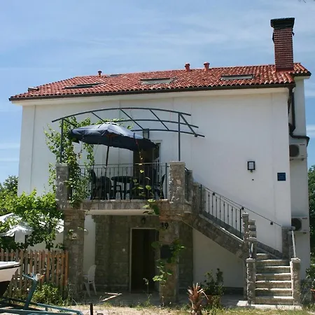 5464d Apartment Pinezici (Krk)